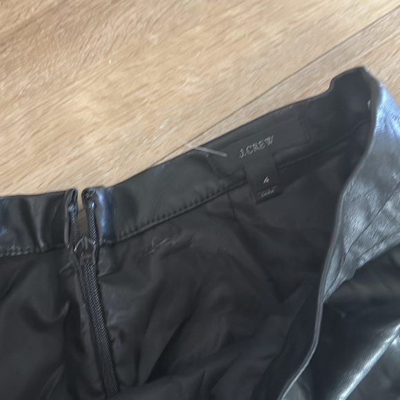 J crew pleated skirt - Picture 3 of 4